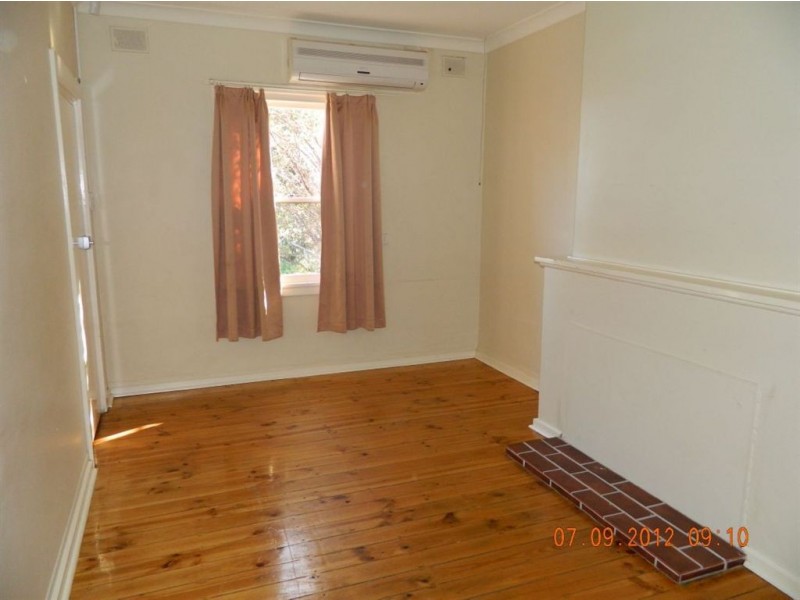 27 Fifth Avenue, Woodville Gardens SA 5012