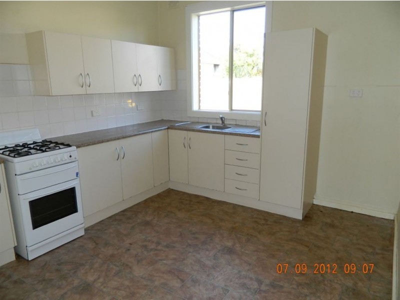 27 Fifth Avenue, Woodville Gardens SA 5012