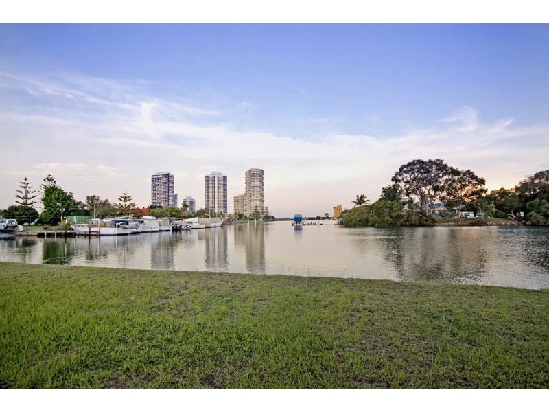 Runaway Bay QLD 4216