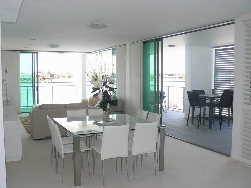 2201/1 Ephraim Island Parade, Paradise Point QLD 4216