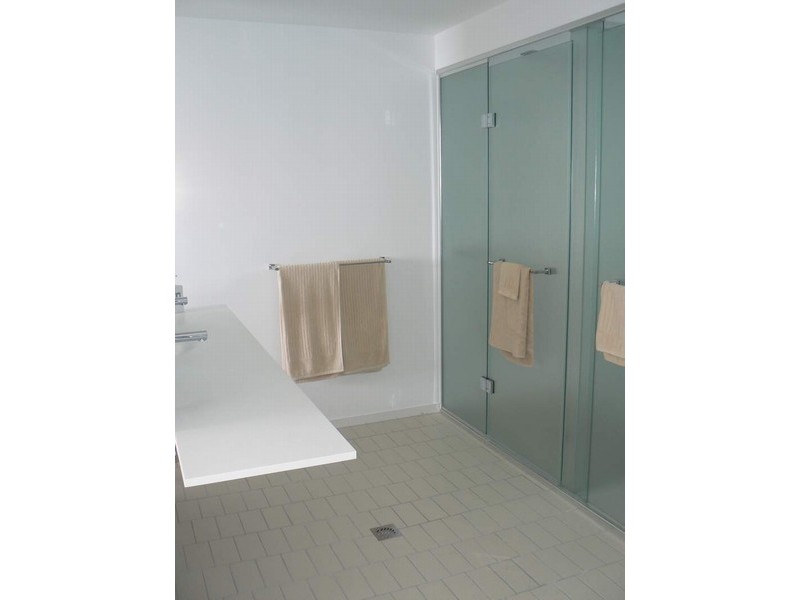 2201/1 Ephraim Island Parade, Paradise Point QLD 4216