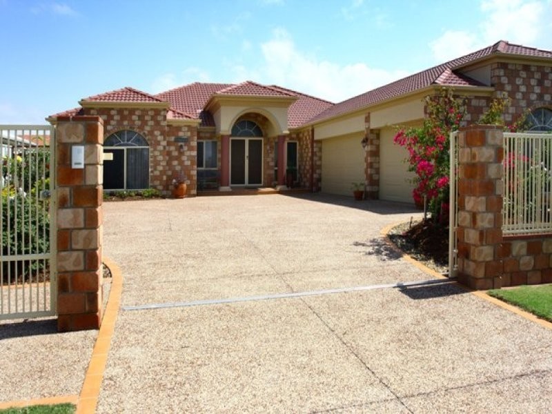 158 Lae Drive, Coombabah QLD 4216