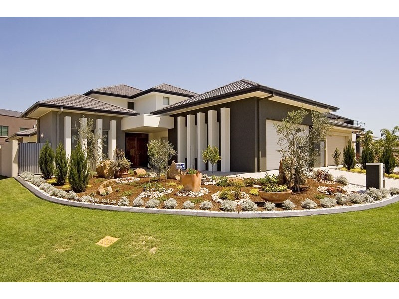 Hope Island QLD 4212