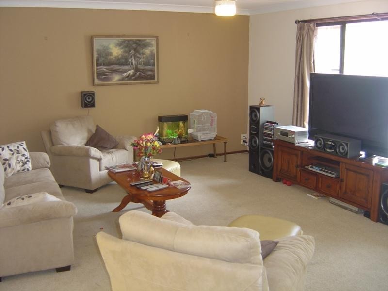 133 Kumbari Avenue, Labrador QLD 4215