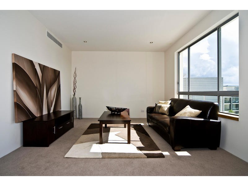 242/3 Pendraat Parade, Hope Island QLD 4212
