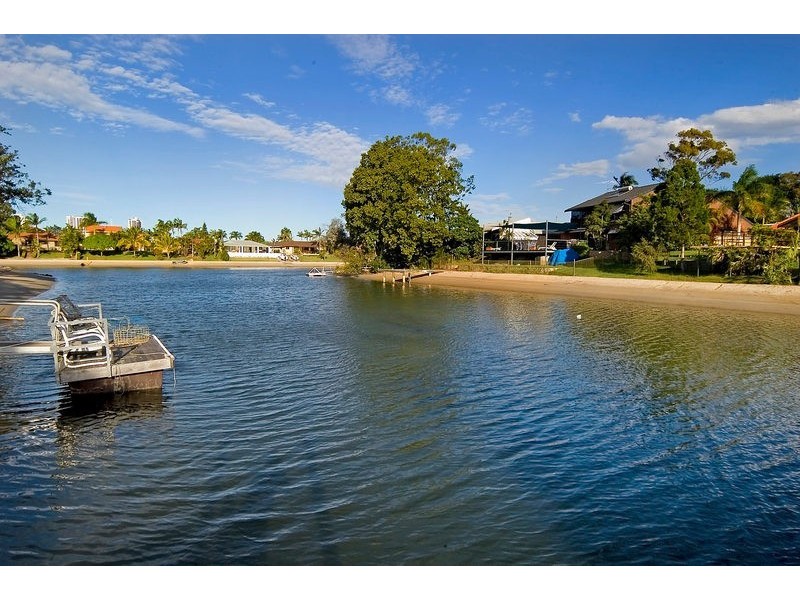 134 Rio Vista Boulevard, Broadbeach Waters QLD 4218