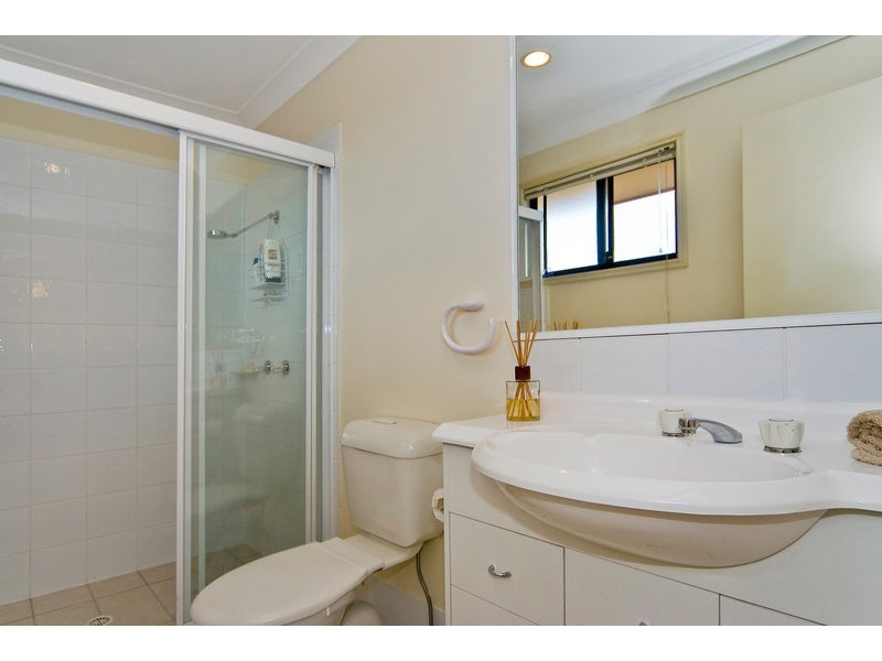 10/1 Hervey Street, Pacific Pines QLD 4211