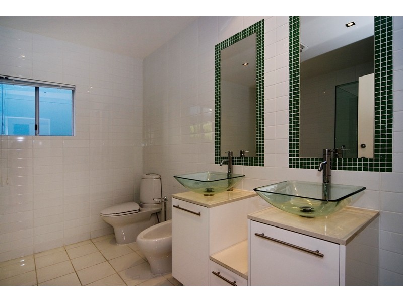 154 Lae Drive, Runaway Bay QLD 4216
