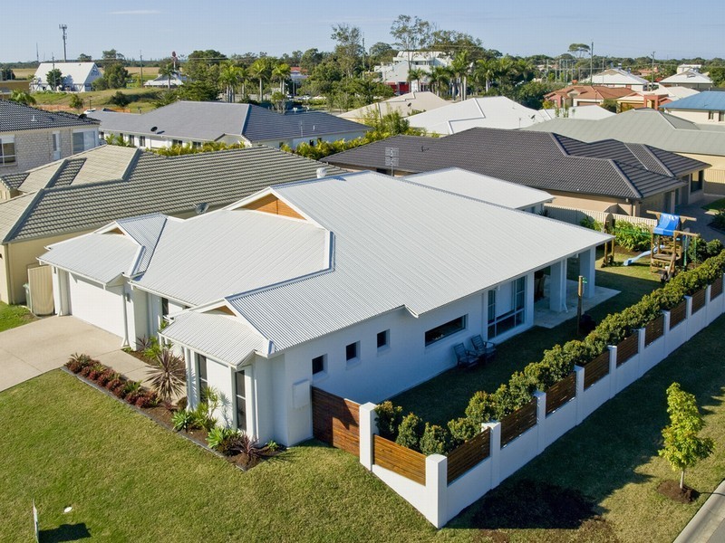 8 Biscay, Runaway Bay QLD 4216