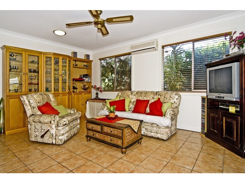 28 Nalkari Street, Coombabah QLD 4216