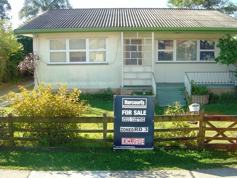 7 Gordon Street, Labrador QLD 4215