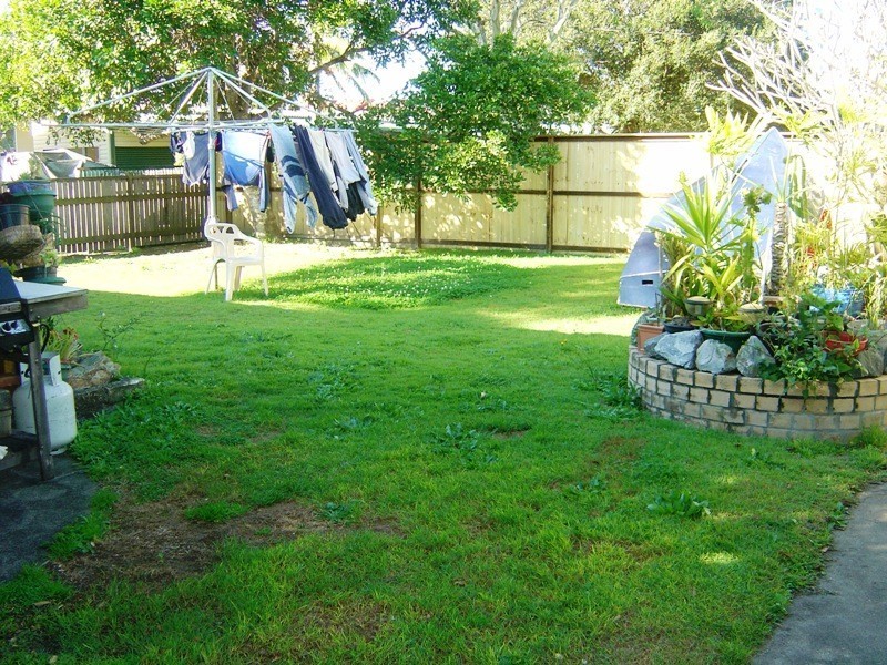 7 Gordon Street, Labrador QLD 4215