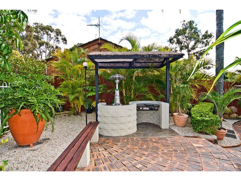 11 Bathurst Court, Helensvale QLD 4212
