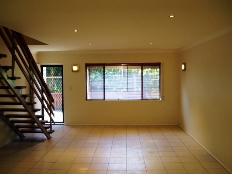 7/188 High Street, Southport QLD 4215