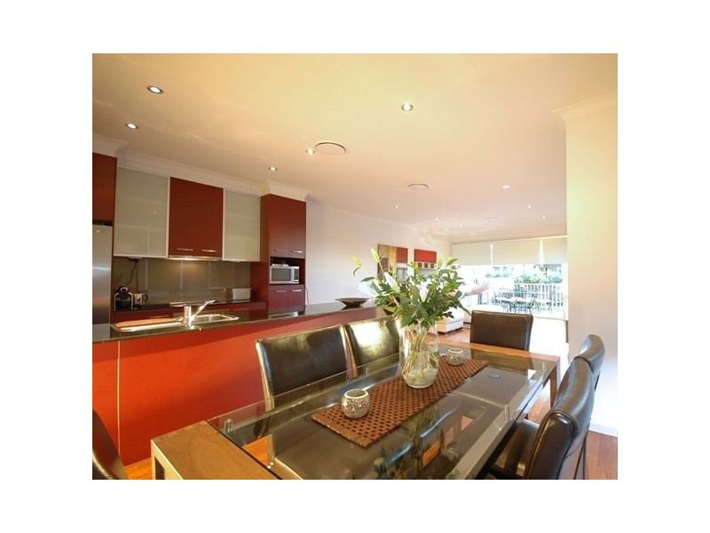 1/17 Oleander Ave, Biggera Waters QLD 4216