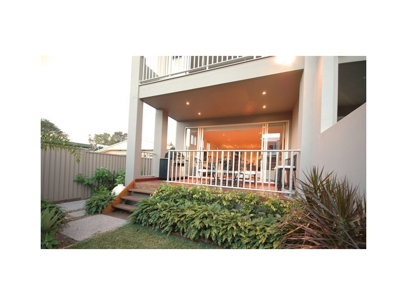 1/17 Oleander Ave, Biggera Waters QLD 4216