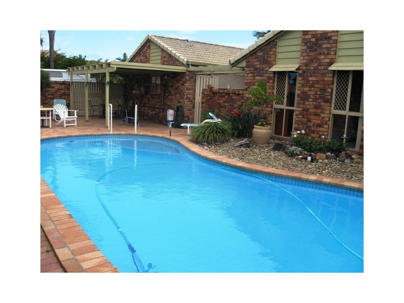 26 Thompson Street, Biggera Waters QLD 4216