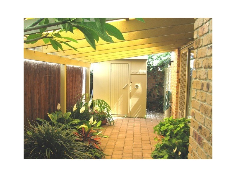 46 Limetree Parade, Runaway Bay QLD 4216