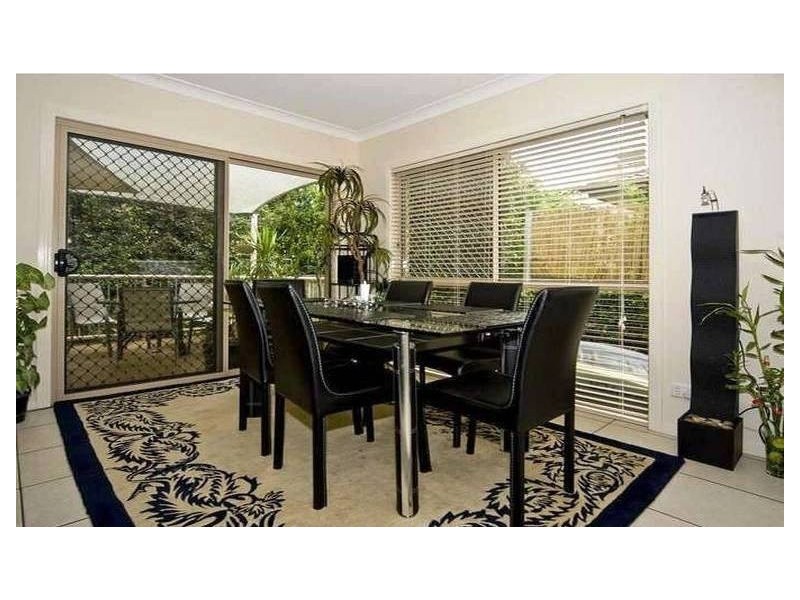 1/52 Bayview Street, Runaway Bay QLD 4216