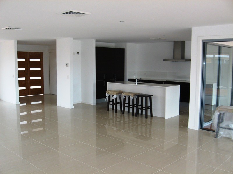 12 Drysdale Place, Paradise Point QLD 4216