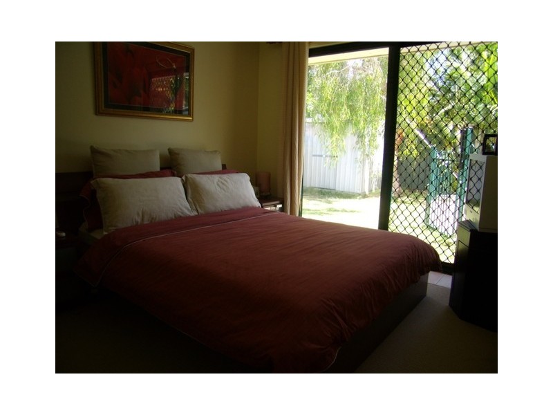 20 Bernini, Coombabah QLD 4216