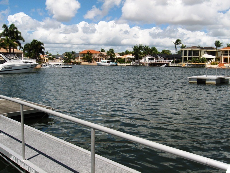 115 Sundance Way, Runaway Bay QLD 4216