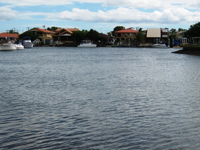 39 Vaggelas Crescent, Biggera Waters QLD 4216