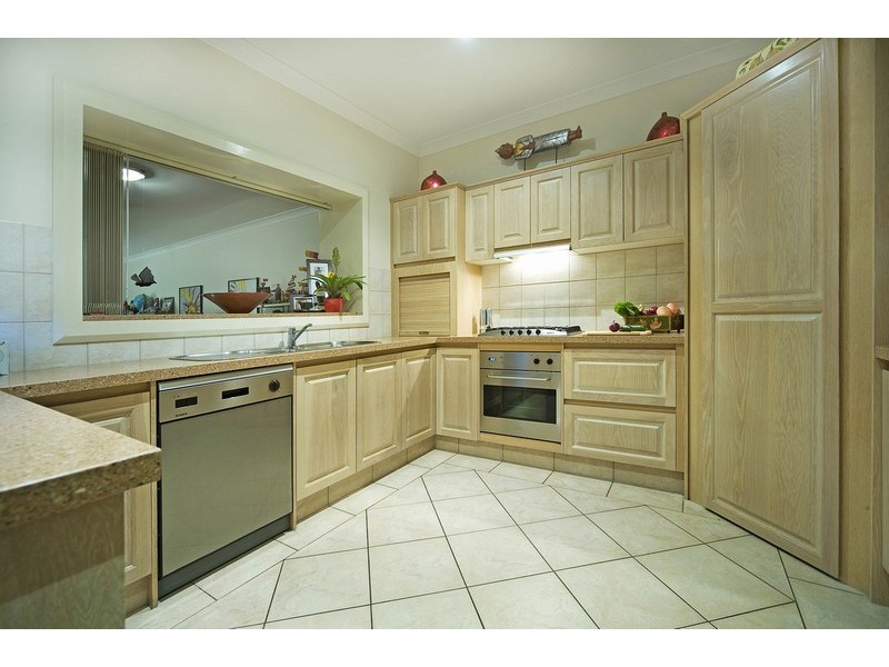 1006 Rosebank Way, Hope Island QLD 4212
