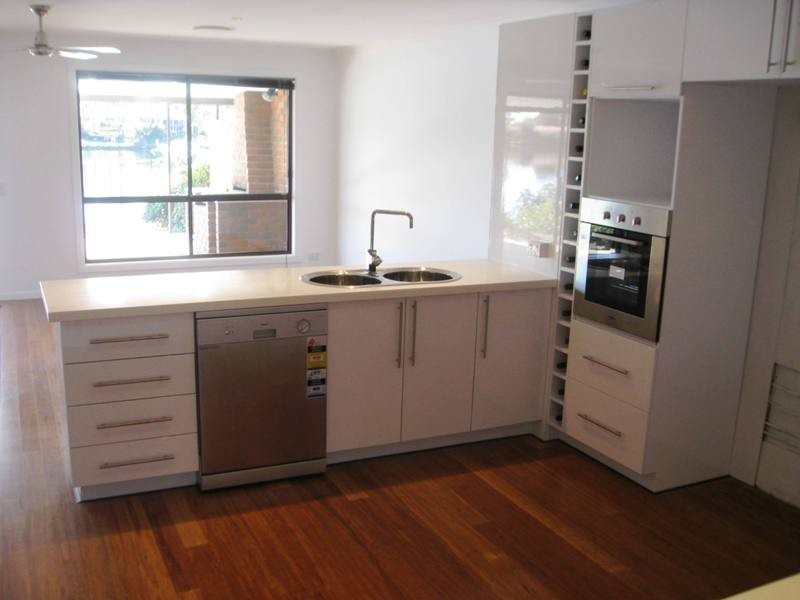 2/33 Kangaroo Avenue, Coombabah QLD 4216