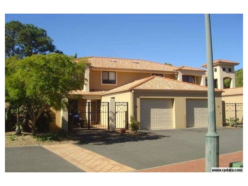 23/23 Santa Barbara Road, Hope Island QLD 4212