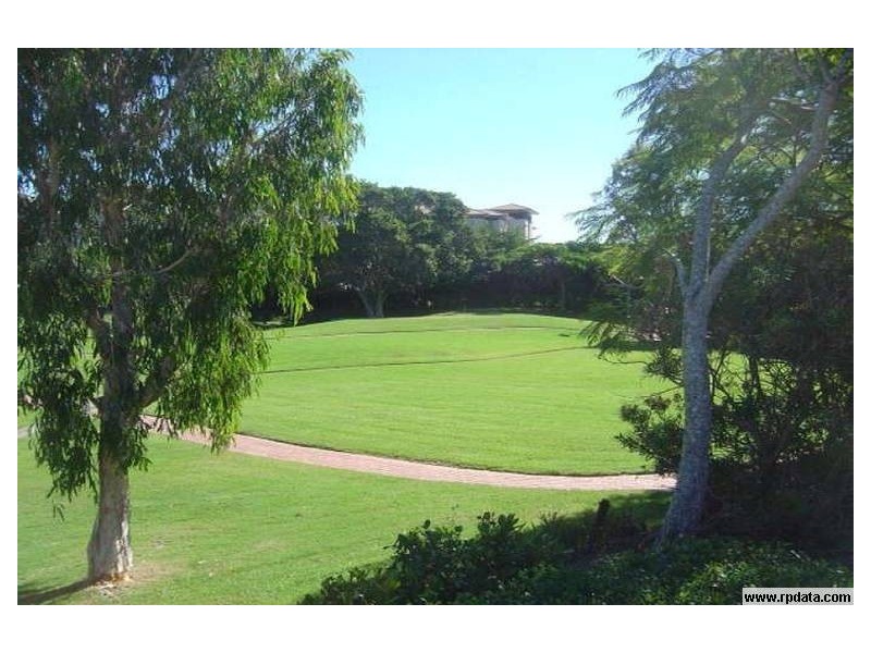 23/23 Santa Barbara Road, Hope Island QLD 4212