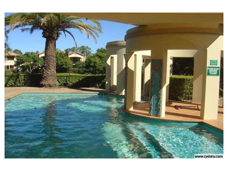 23/23 Santa Barbara Road, Hope Island QLD 4212