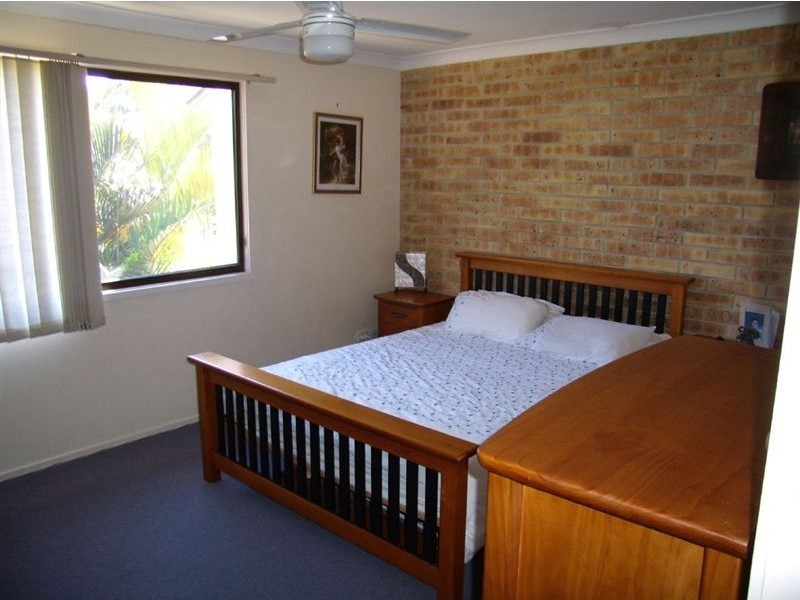 23/71 Olsen Ave, Labrador QLD 4215