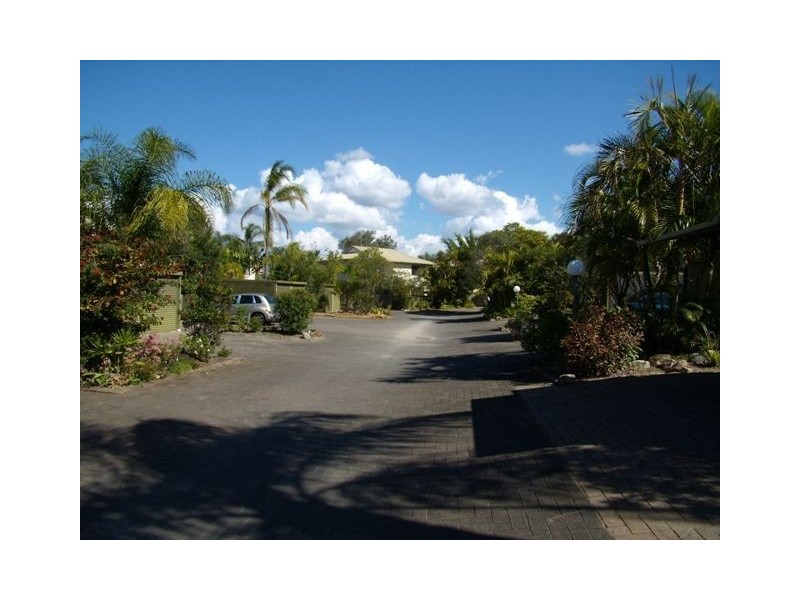 23/71 Olsen Ave, Labrador QLD 4215