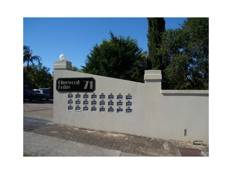 23/71 Olsen Ave, Labrador QLD 4215