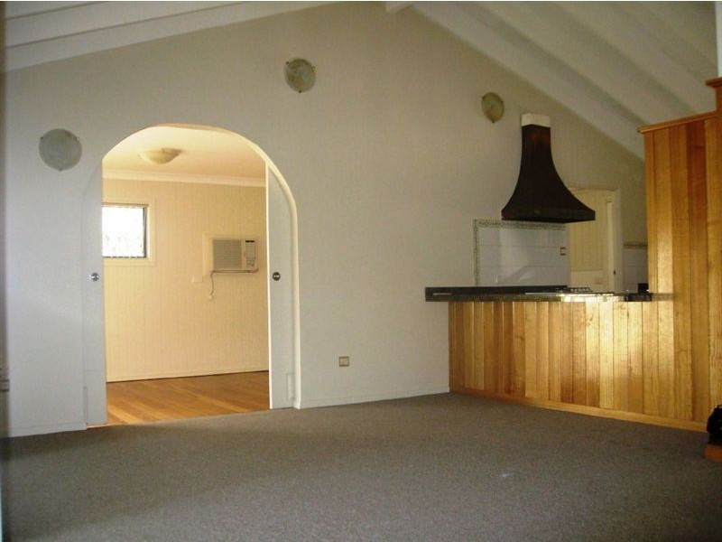 65 Turana Street, Coombabah QLD 4216