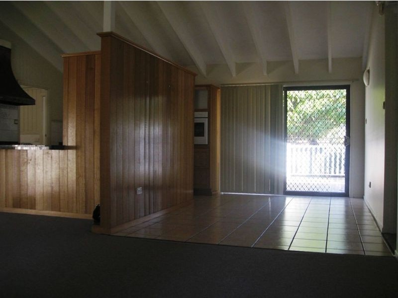 65 Turana Street, Coombabah QLD 4216