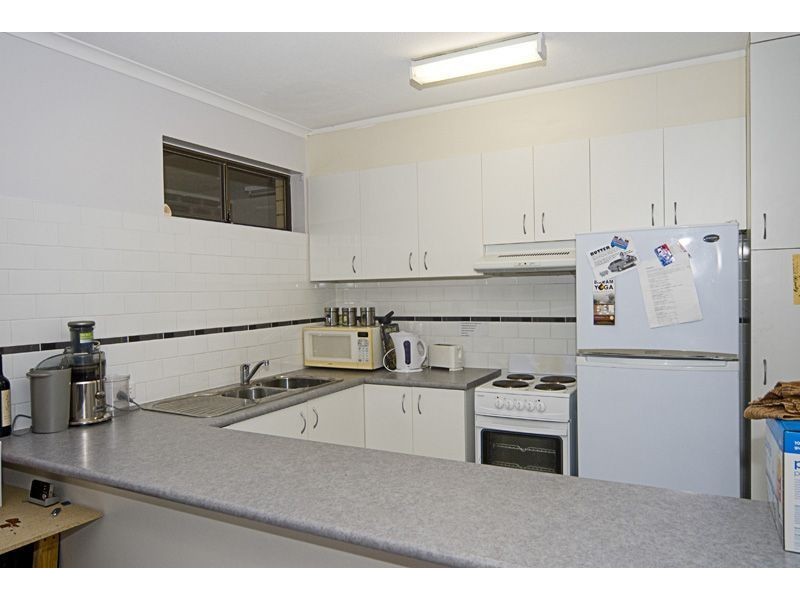 3/490 Marine Parade, Biggera Waters QLD 4216