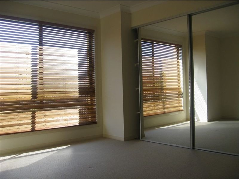 15 Lagos, Coombabah QLD 4216