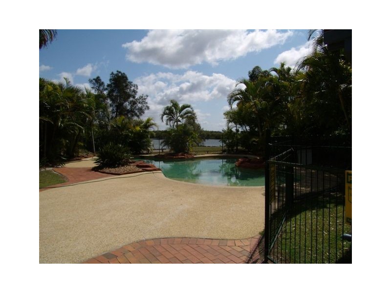 231/125 Hansford Rd, Coombabah QLD 4216