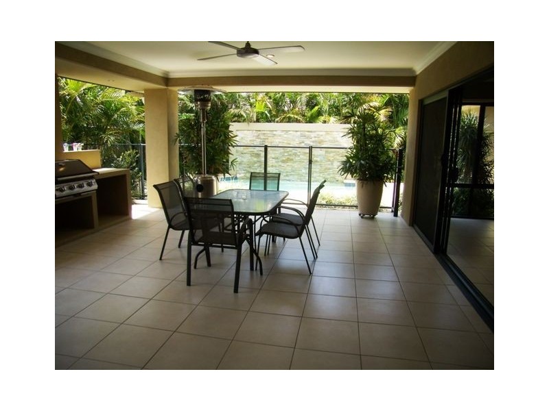17 Lagos, Coombabah QLD 4216