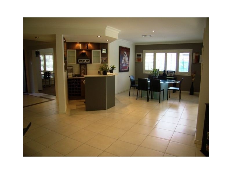 17 Lagos, Coombabah QLD 4216