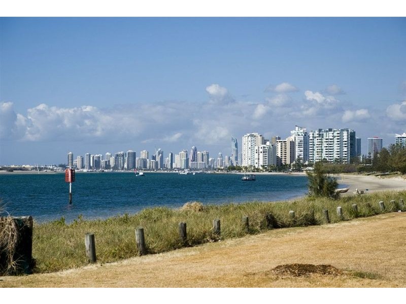 4/516 Marine Parade, Biggera Waters QLD 4216