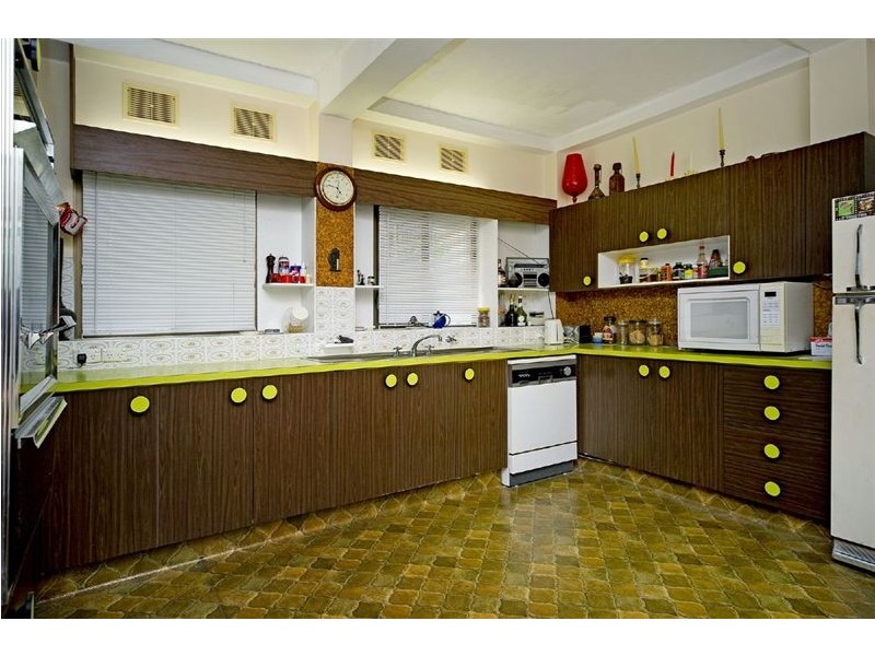 Runaway Bay QLD 4216