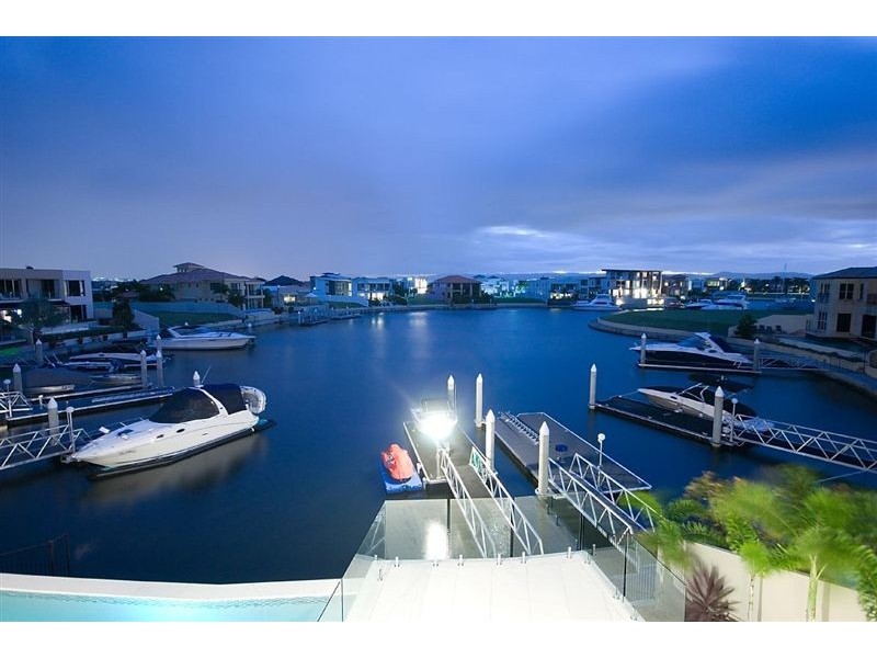 Paradise Point QLD 4216