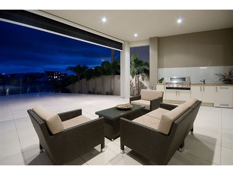 Paradise Point QLD 4216