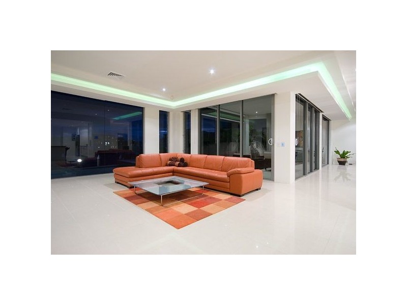 Paradise Point QLD 4216