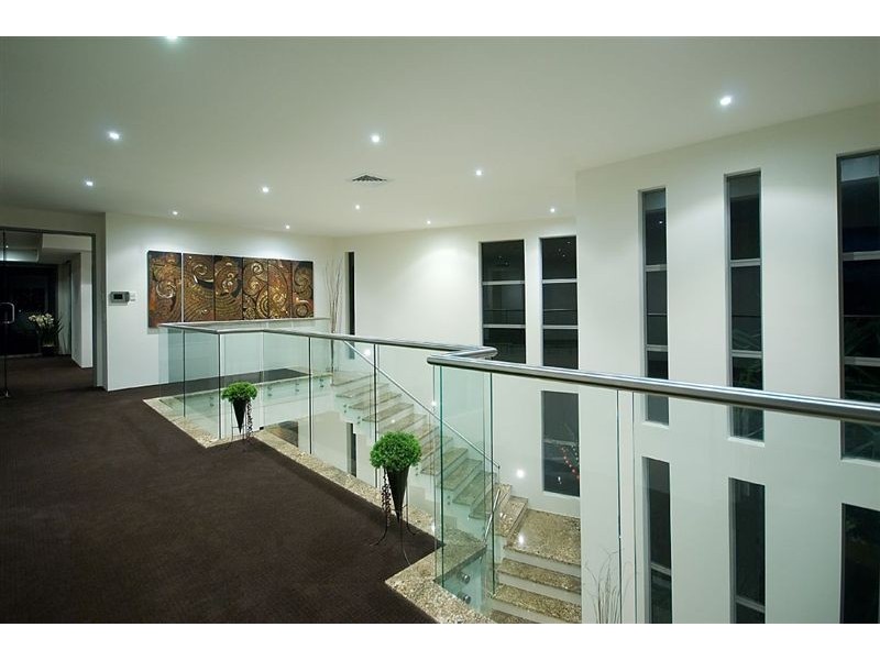 Paradise Point QLD 4216