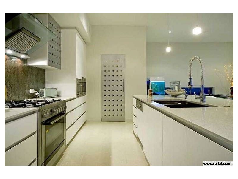 3 North Quay Drive, Biggera Waters QLD 4216
