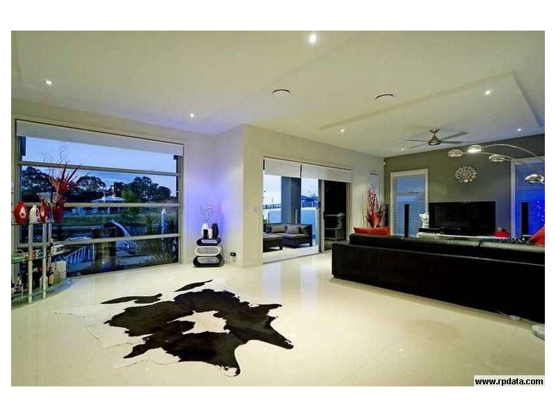 3 North Quay Drive, Biggera Waters QLD 4216